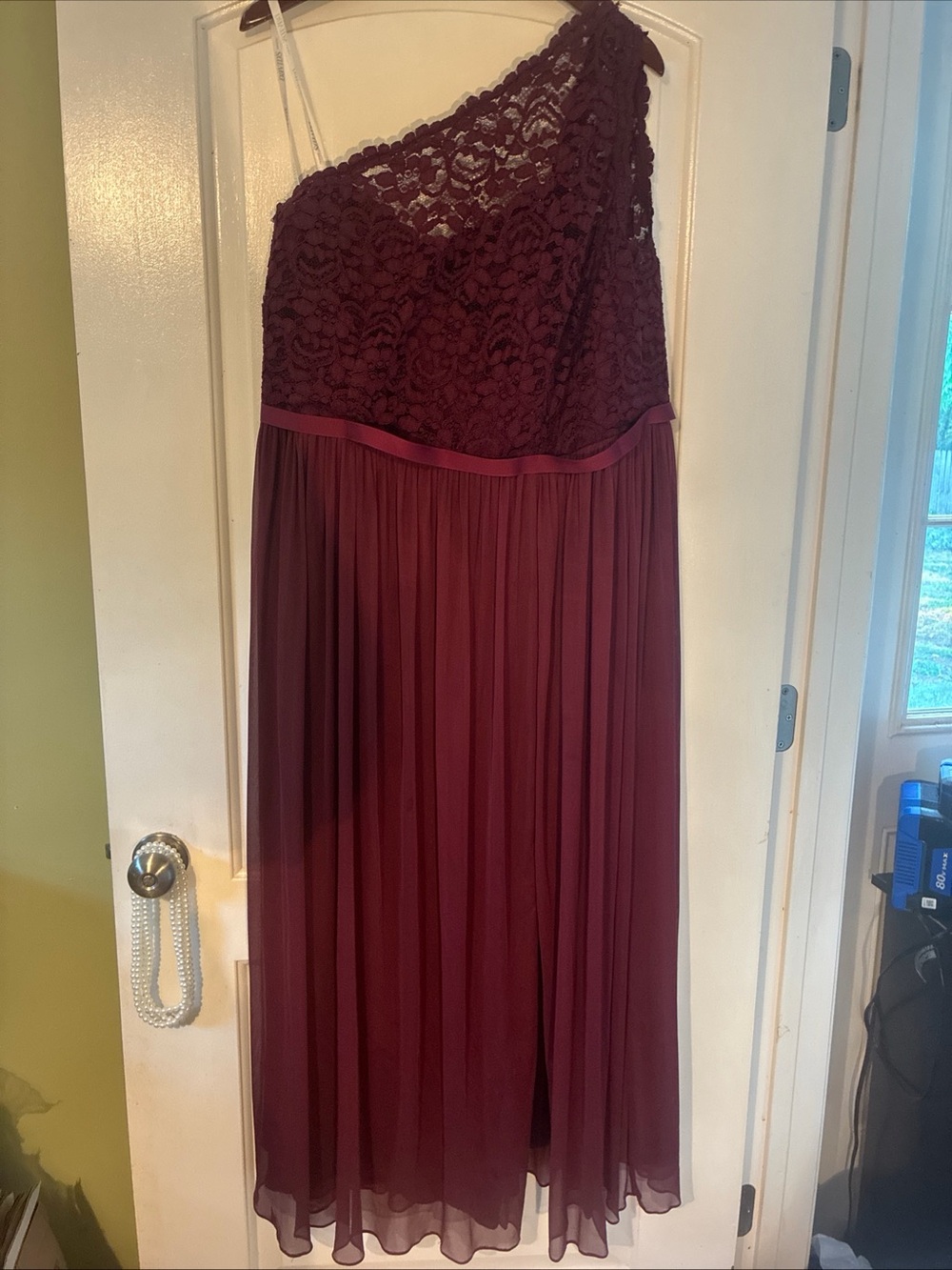 David’s Bridal One-Shoulder Lace Bodice Chiffon Maxi Dress - Burgundy Size 22